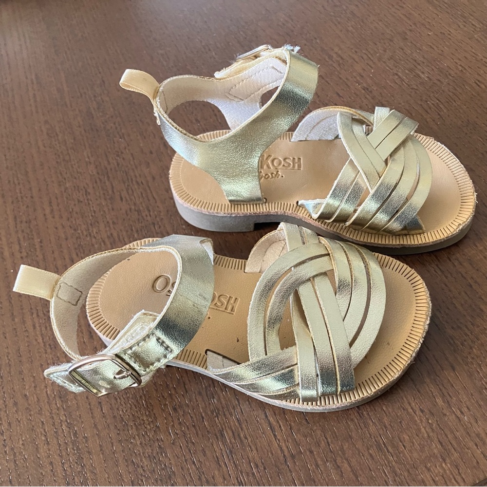 OshKosh B'gosh Gold Baby Strap Sandals